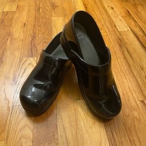 Dansko XP Clogs